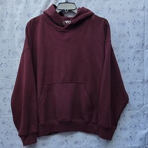 H&M Men's Burgundy Pullover Hoodie